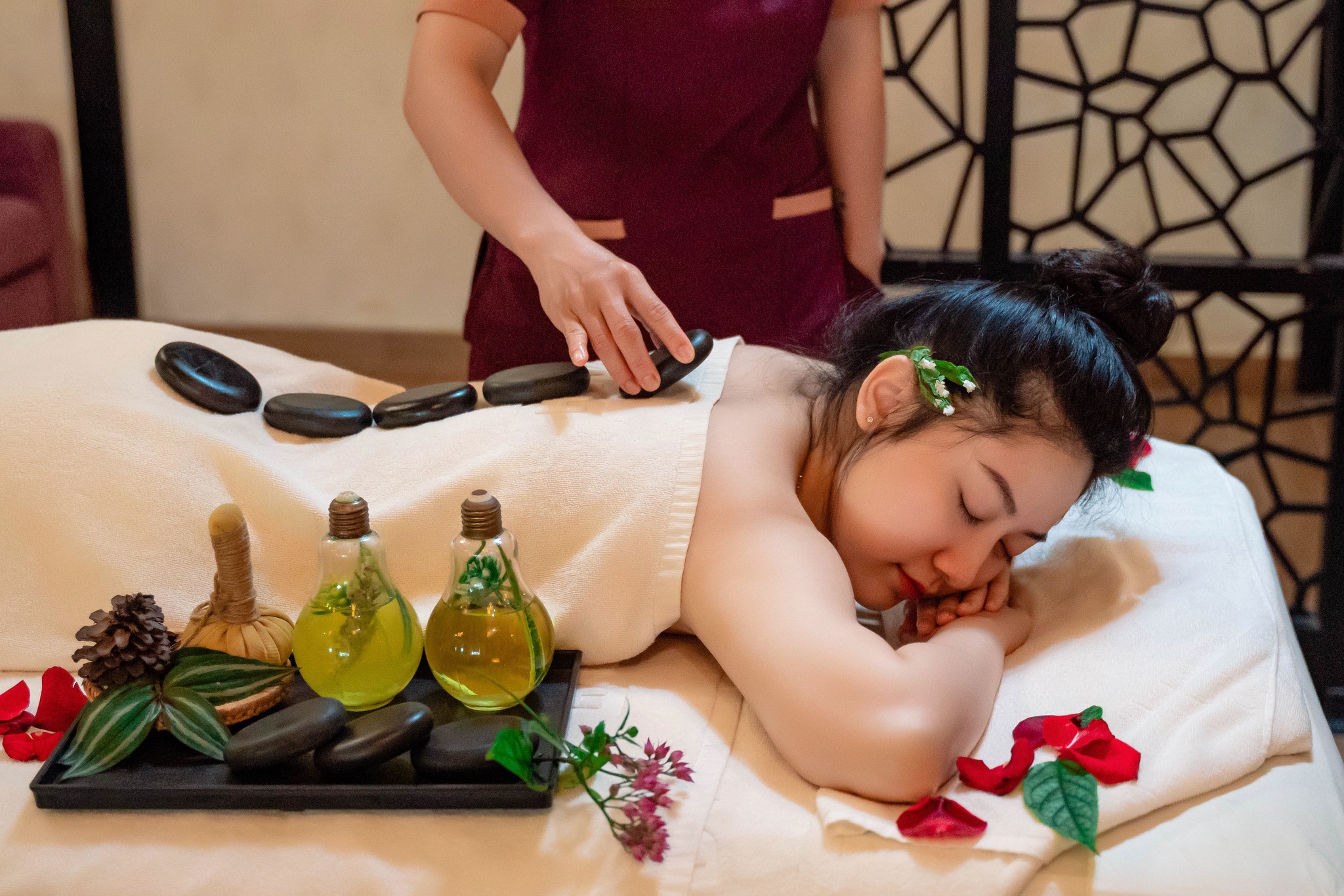 Испытайте грязевую ванну и массаж в отеле Galina Hotel & Spa | Нячанг