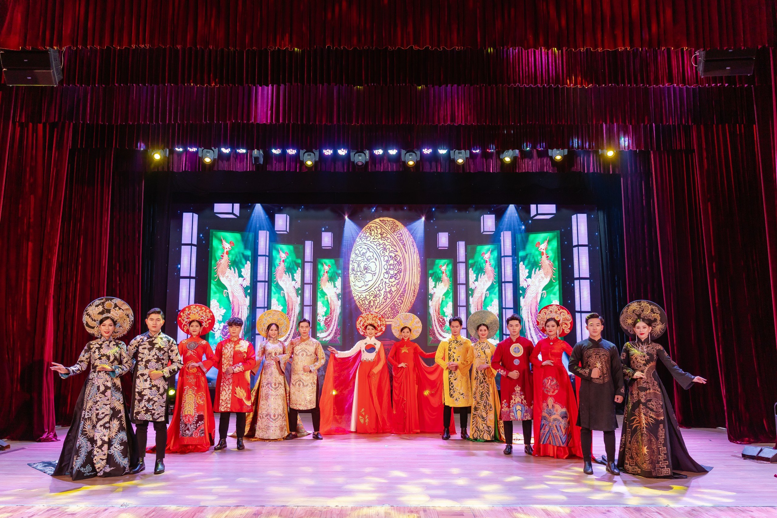 Билет на шоу Ao Dai | Ио Дананг