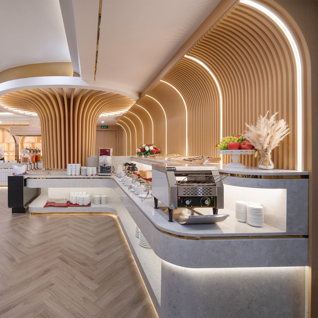Ваучер на послеполуденный чай в BlueSun Danang Beach Hotel | Da Nang