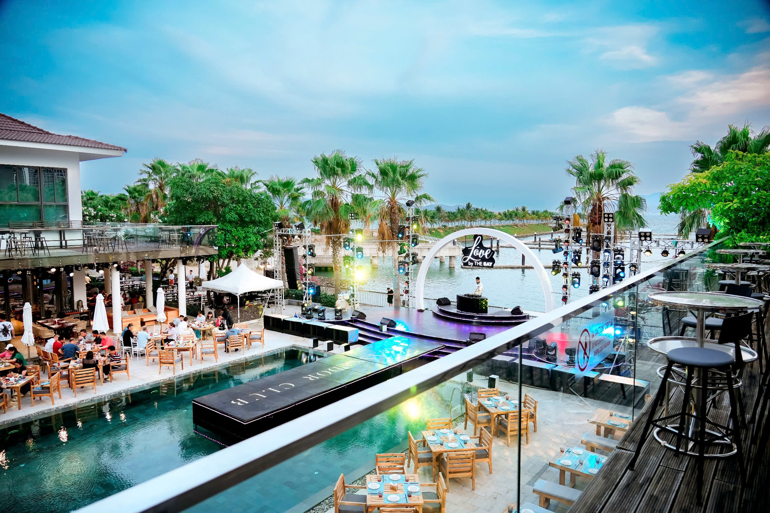 Насладитесь изысканной кухней в All Season Restaurant - Ambassador Club | Nha Trang