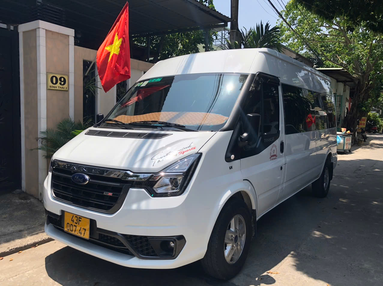  Shuttle Service from Hoi An to Da Nang | Vietnam
