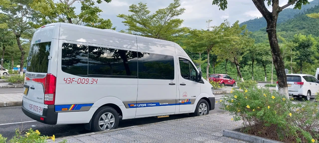  Shuttle Service from Hoi An to Da Nang | Vietnam