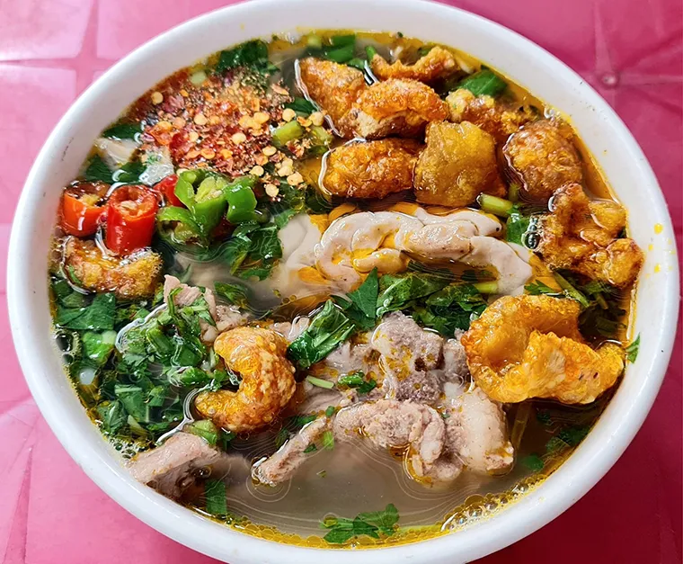 Bà Thoan’s noodle shop is very popular with customers