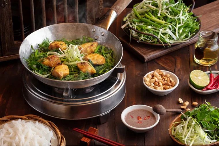 La Vong grilled fish has a unique flavor that you will remember forever when you eat it