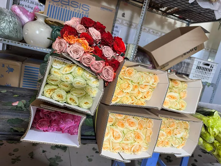 Ho Thi Ky Market is a bustling destination for buying and selling activities