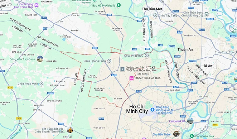 Hoc Mon district is located on National Highway 22 - a transition area and traffic connection between the Southeast and Southwest regions.