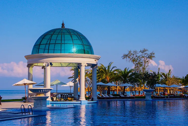 The neoclassical architecture of Sheraton Phu Quoc Long Beach Resort