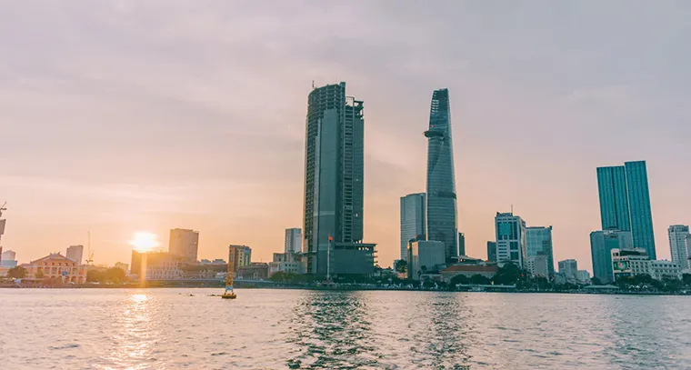 Visitors can admire the sunset on the Saigon River from the yacht.