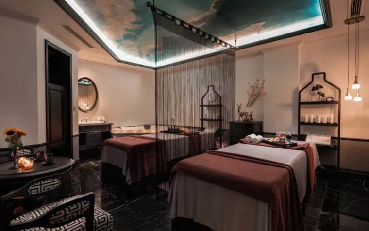 La énMay Spa possesses a space that is both luxurious and peaceful amidst the excitement of Hanoi capital.