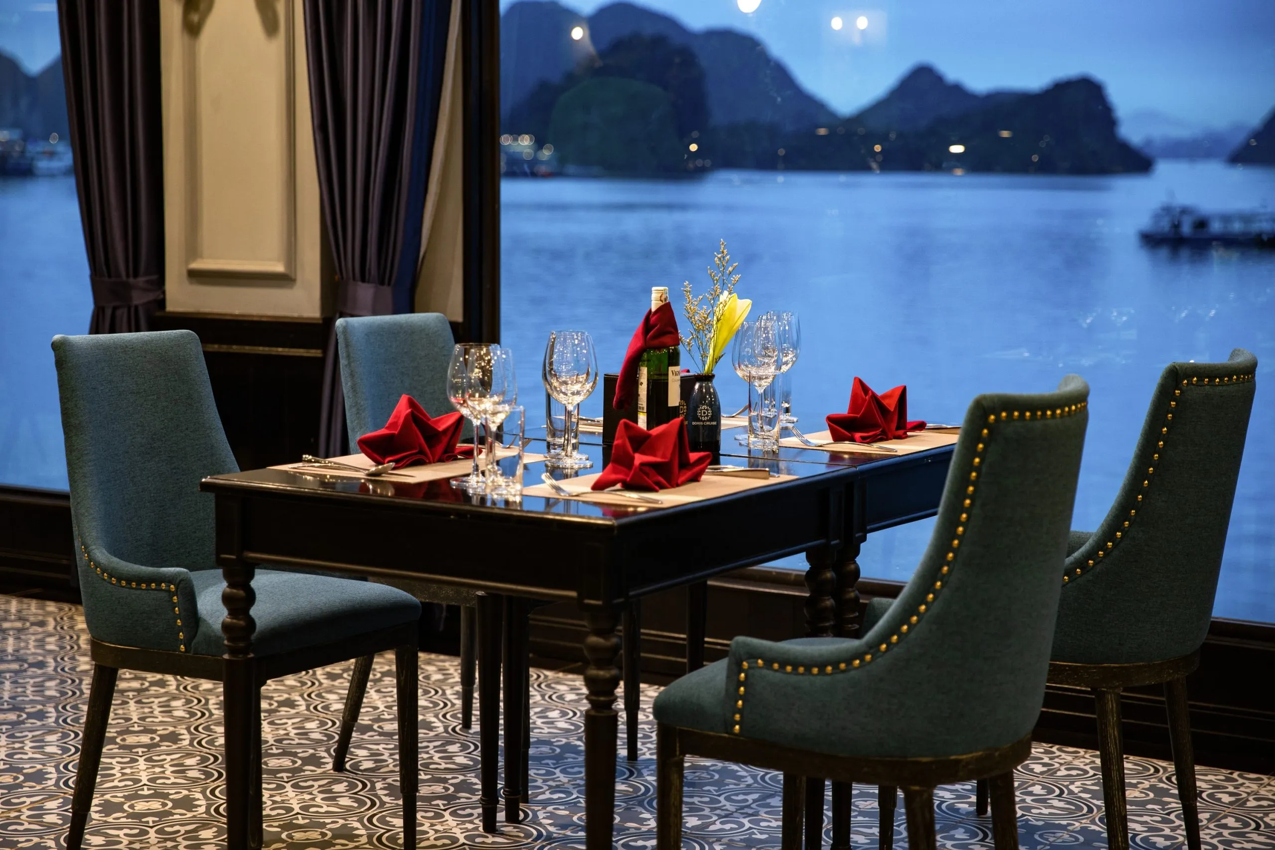 2D1N Tour | 2D1N Retreat в Ha Long и Lan Ha Bay с Doris Cruise 5-star | Ha Long