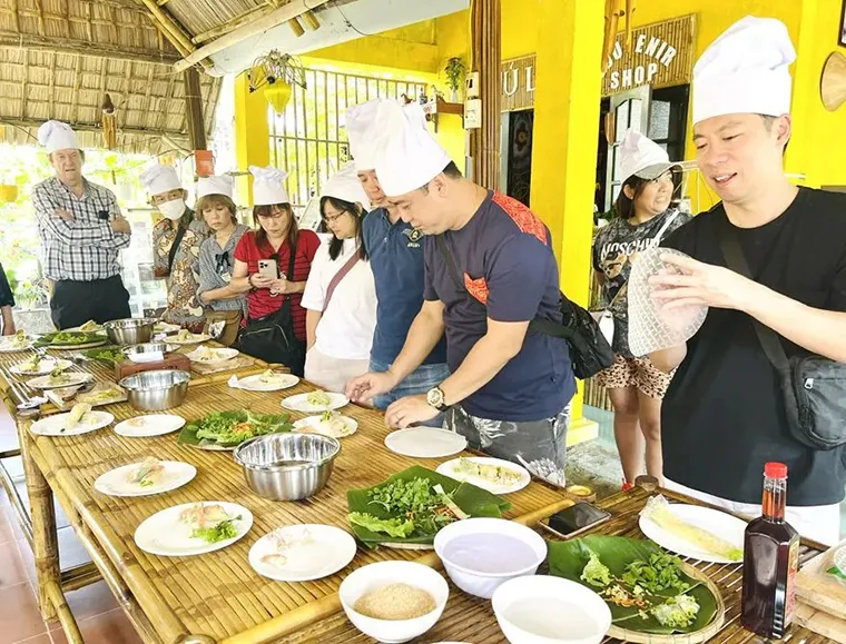 Become a chef with a cooking class at Cam Thanh Coconut Village