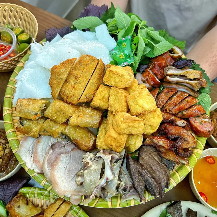 The taste of shrimp paste is an interesting challenge for international tourists