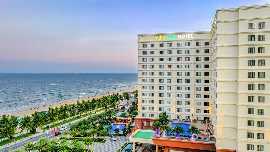 DLG Hotel Da Nang – A 5-star beachfront stay with luxury rooms, wellness services, and top-tier dining, just minutes from the city center!