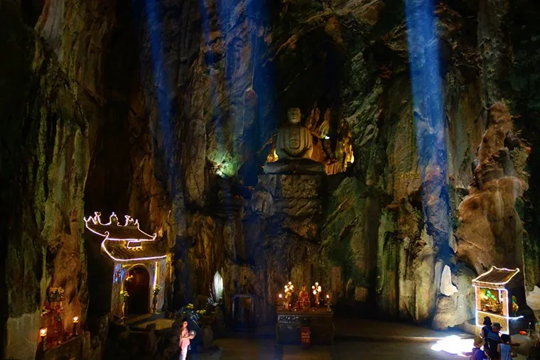Huyen Khong Cave is one of the most beautiful and mystical caves.