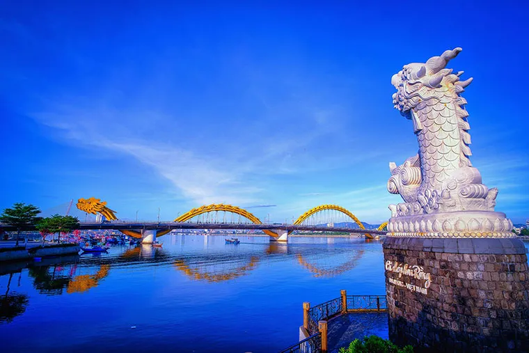 The Dragon Carp Statue is a famous check-in location in Da Nang