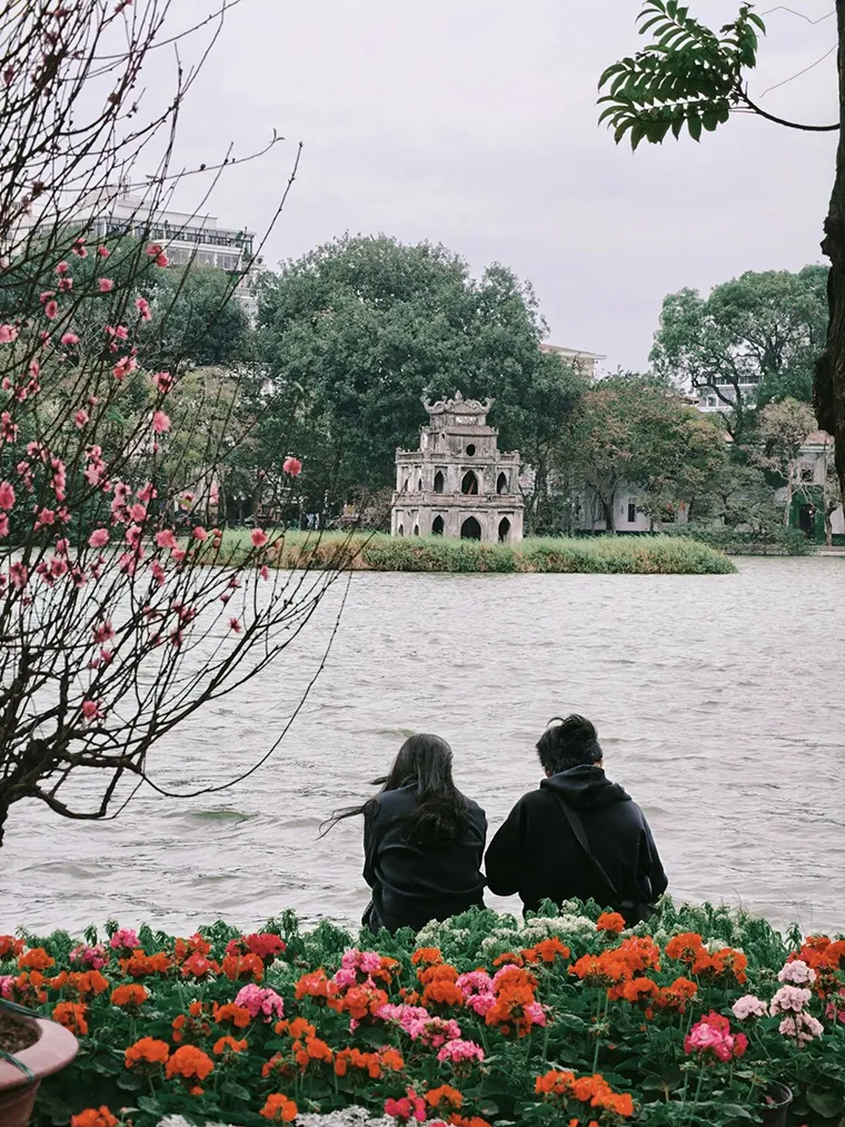 Hanoi visiting time depends on many factors such as interests, budget, experience needs, and each individual's schedule.