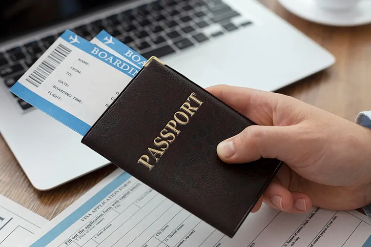 Tùy từng trường hợp, Việt Nam sẽ hỗ trợ cấp các loại Visa khác nhau cho du khách