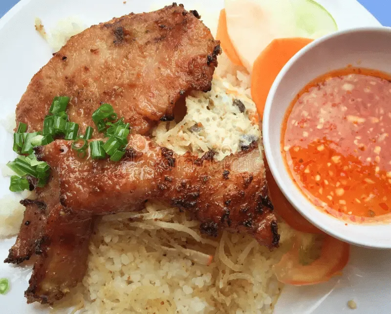 Saigon broken rice is a dish that visitors should enjoy when setting foot in this city. - Photo Source: Pexels