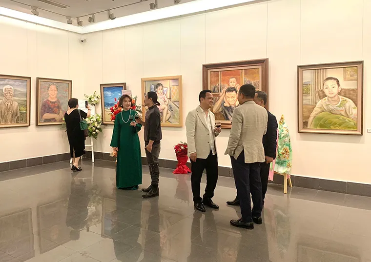 An art exhibition space full of sophistication and elegance