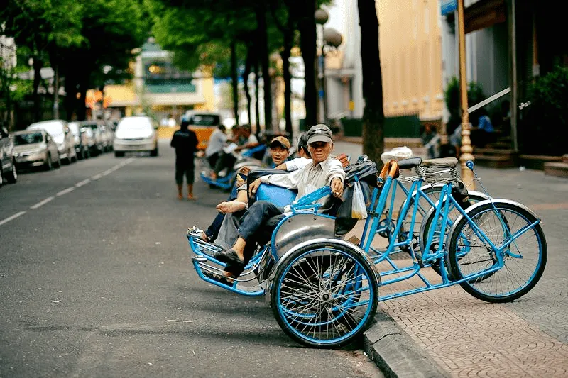 Try Grab, cyclo rides, or public buses for a different way to explore - Photo Source: Snap Vietnam