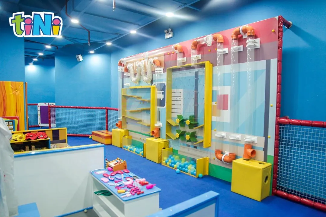 An indoor play area with a variety of educational and interactive games for kids - Photo Source: Fanpage tiNiWorld