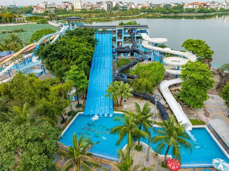 West Lake Water Park is a family-friendly attraction - Photo Source: Công Viên Nước Hồ Tây