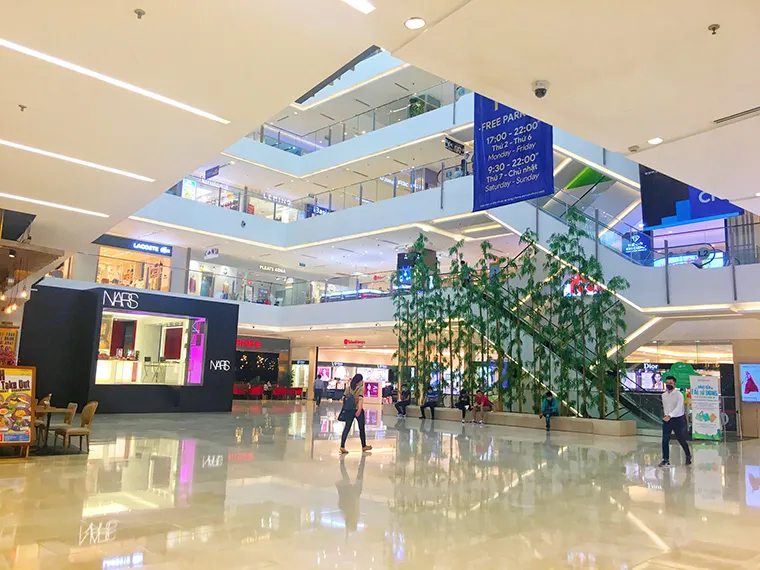 Interior space of Saigon Centre