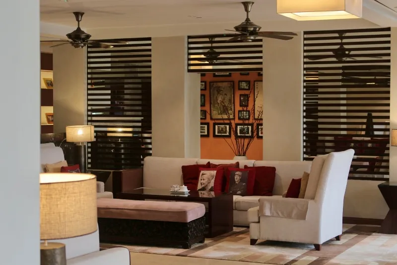 Resort-style hotels like InterContinental and Pan Pacific offer serene luxury just beyond the city center - Photo Source: Facebook InterContinental Hanoi Westlake