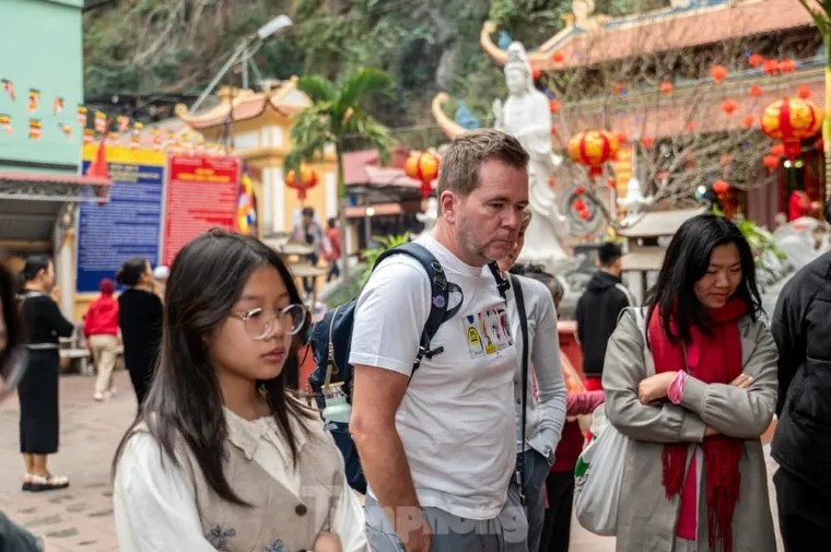 A spiritual festival blending Buddhist prayers and patriotic reverence, centered at a historic pagoda beneath Bai Tho Mountain - Photo Source: Chùa Long Tiên - TP Hạ Long