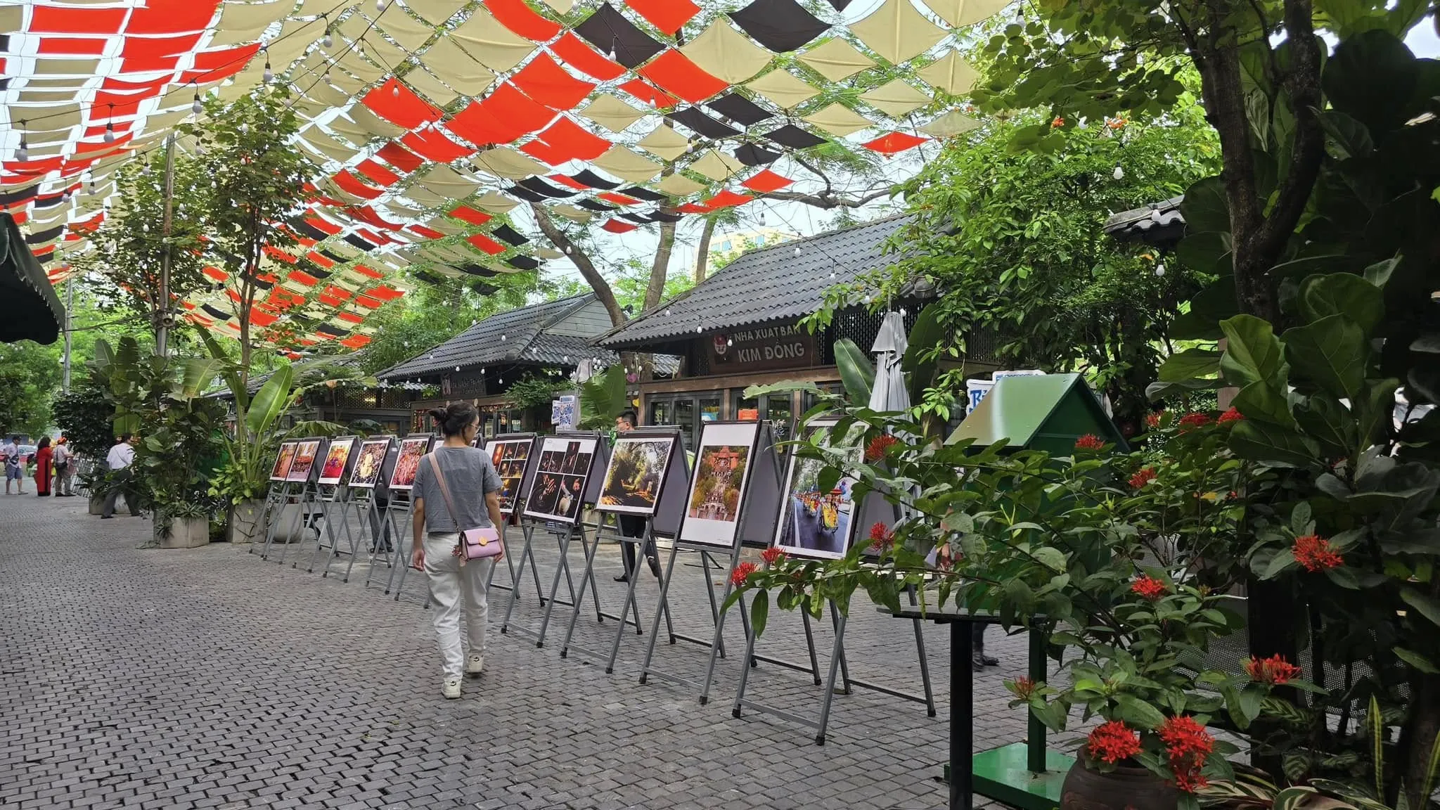 Discover other famous book hubs in Hanoi, each offering distinct vibes and collections - Photo Source: Phố Sách Hà Nội 19/12