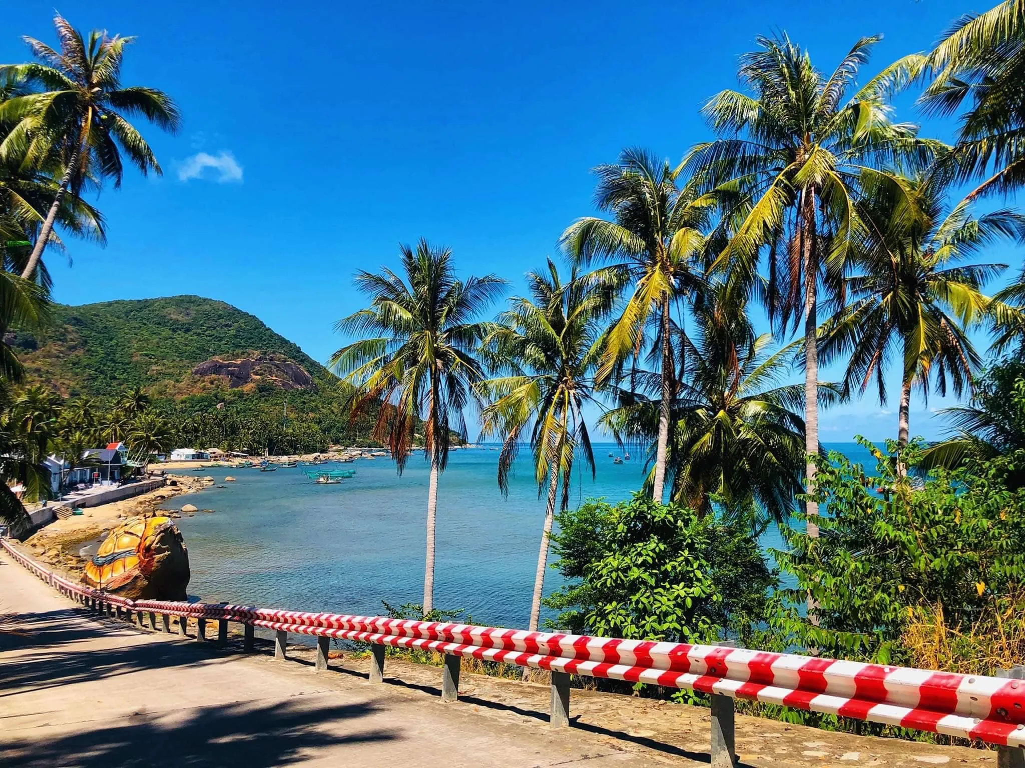 2D1N Tour | Discover the Pristine Hon Son Island | Departure from Rach Gia Port
