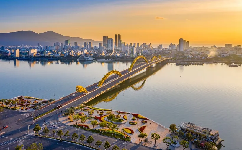 Day Tour | Visit Famous Attractions in Da Nang City