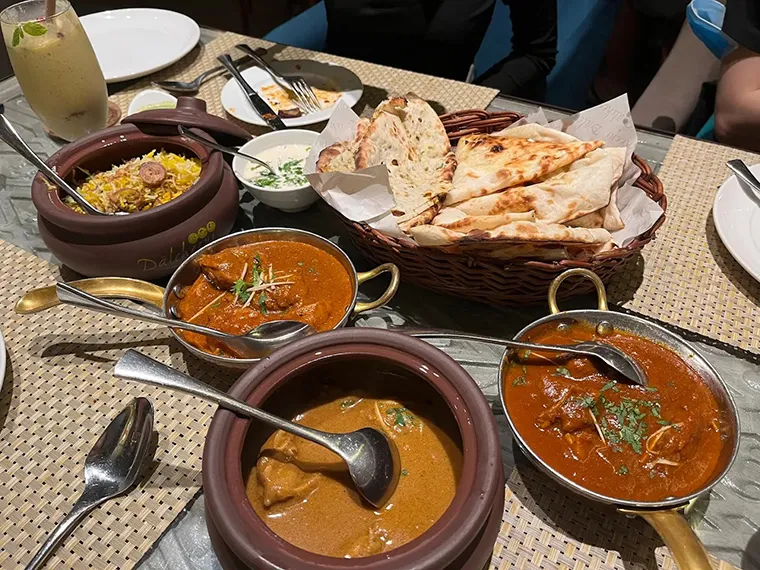 Dalcheeni Restaurant serves authentic North Indian Halal muslim food in Hanoi