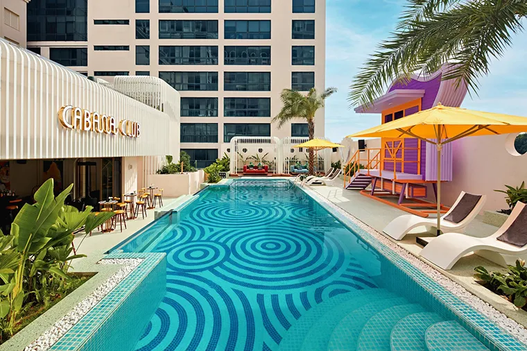 Miami-style swimming pool at Mövenpick Hotel Hanoi Centre