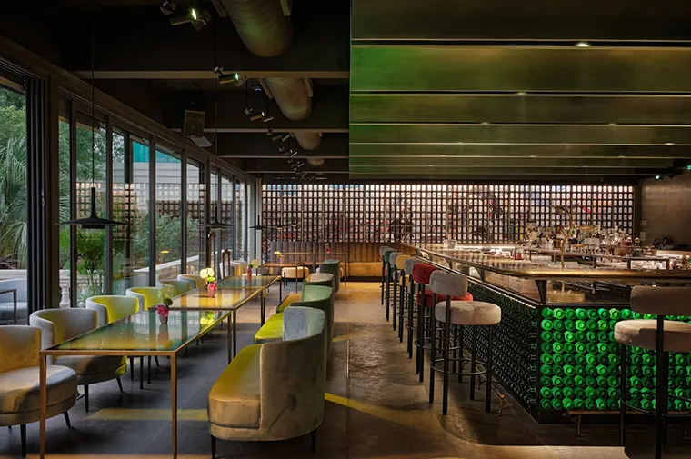 La Table Hanoia/Table du Chef