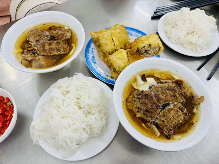 Bun Cha is typical hanoi food you must try