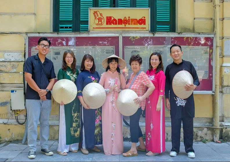 Day Tour | 3-Hour Unforgettable Sunset Viewing Experience in Hanoi | Hanoi