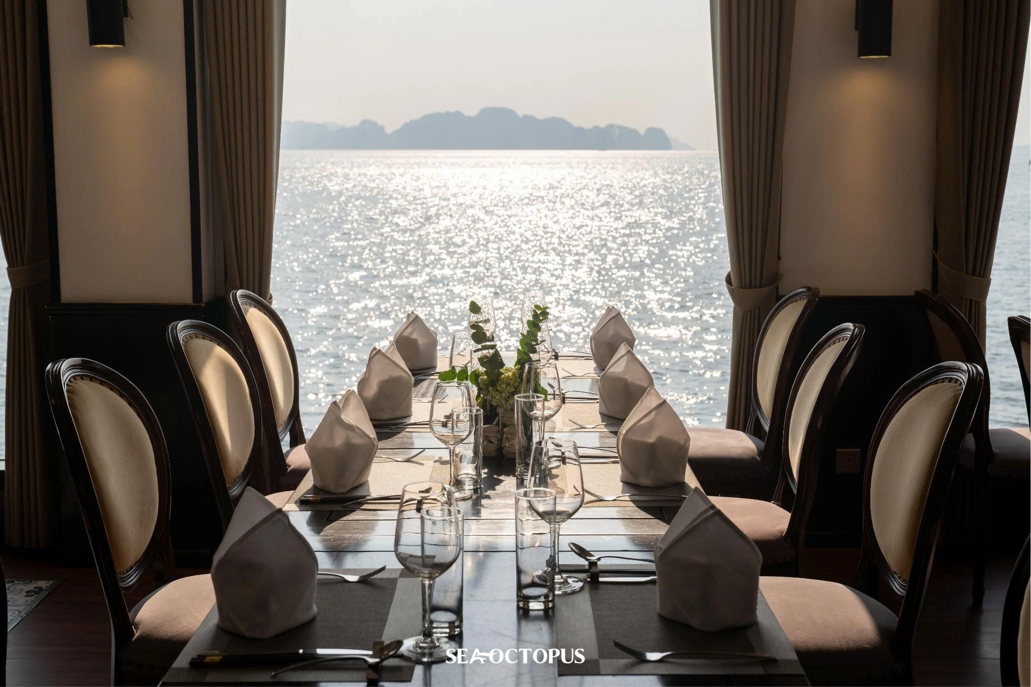 Day Tour | Discover Halong Bay - Ti Tốp Cave & Sửng Sốt Cave with Sea Octopus Cruise I Halong