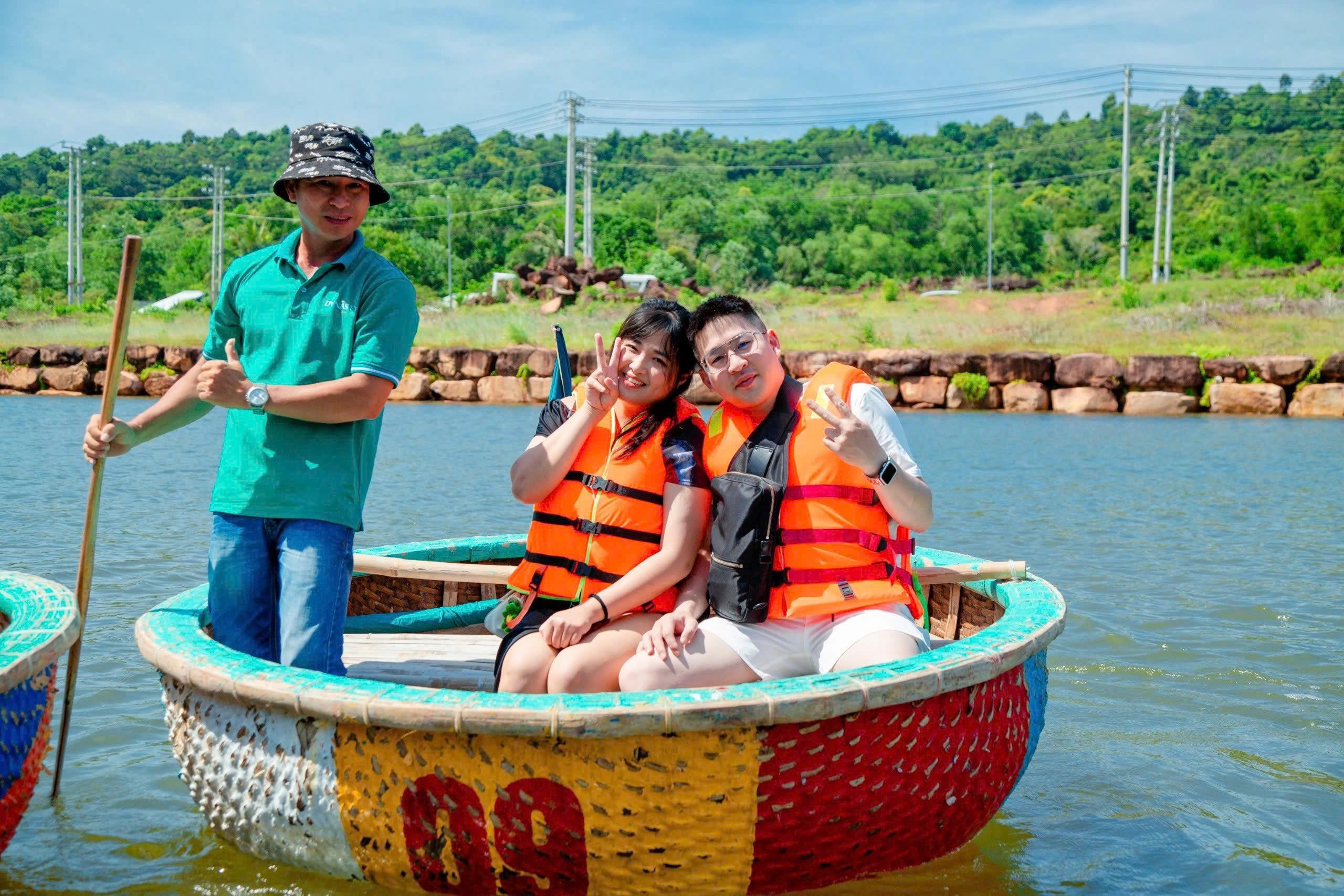 Experience Floating Basket Boat Ride on Cua Can River | Phu Quoc
