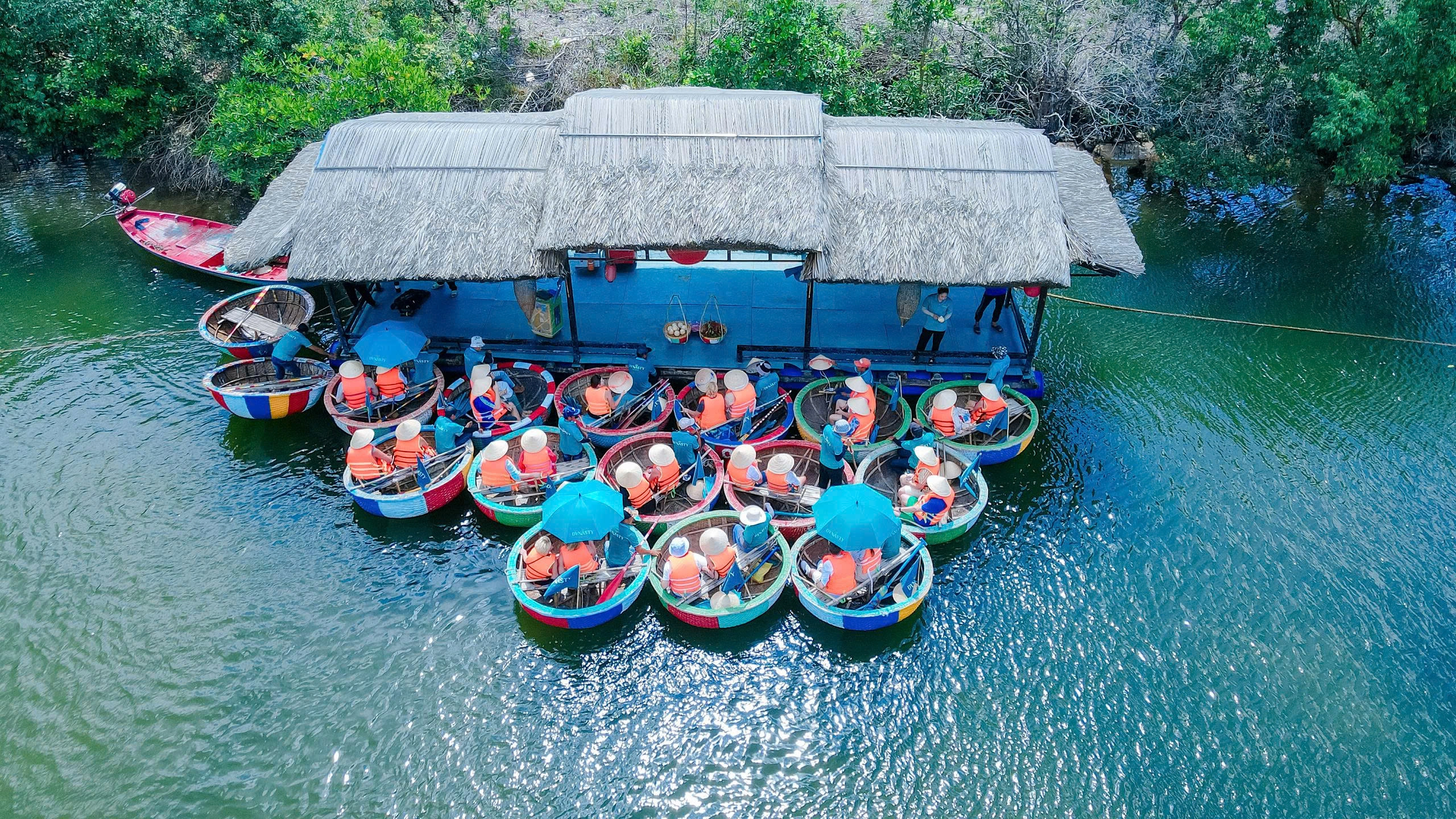 Experience Floating Basket Boat Ride on Cua Can River | Phu Quoc