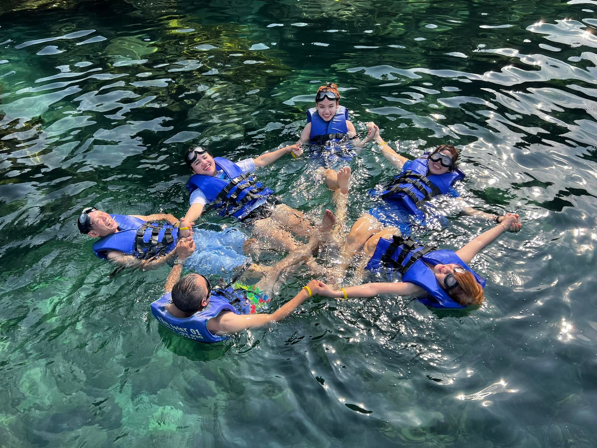 Day Tour | Discover 4 Islands with Locals and Sea-Crossing Cable Car | Phu Quoc