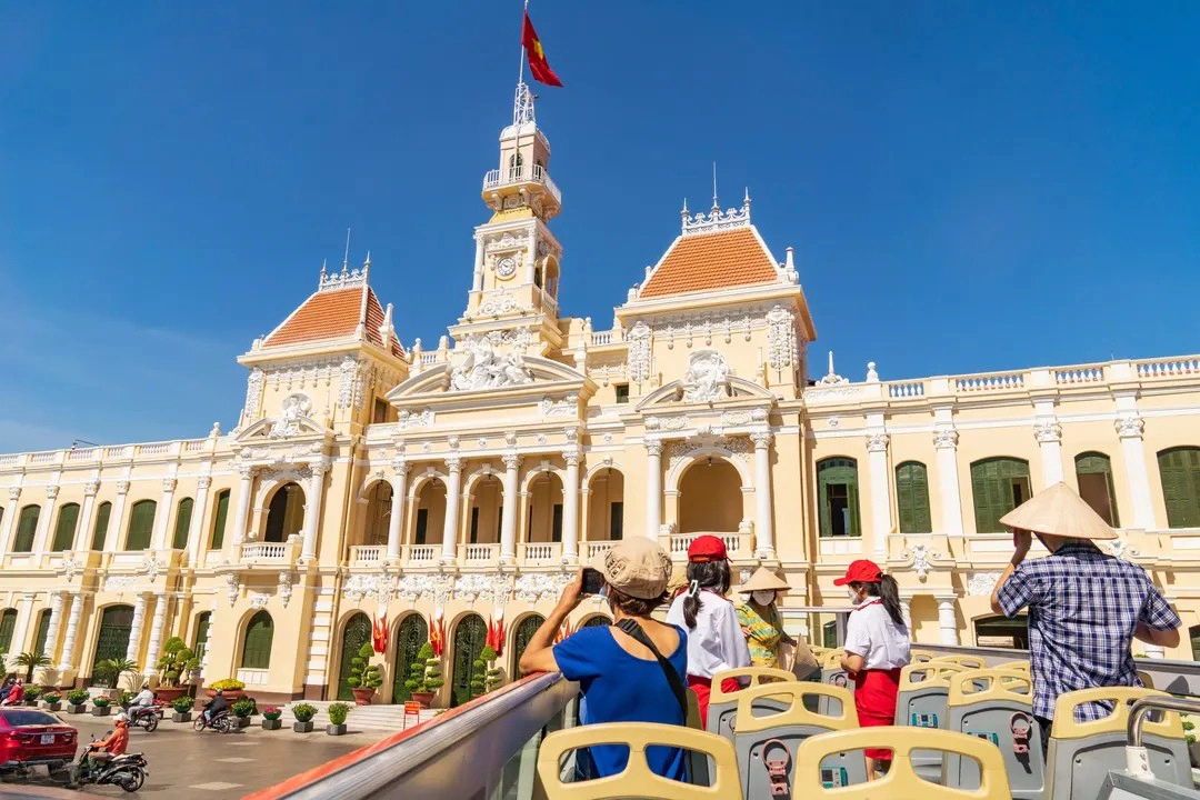 Ho Chi Minh City Sightseeing Double - Decker Bus