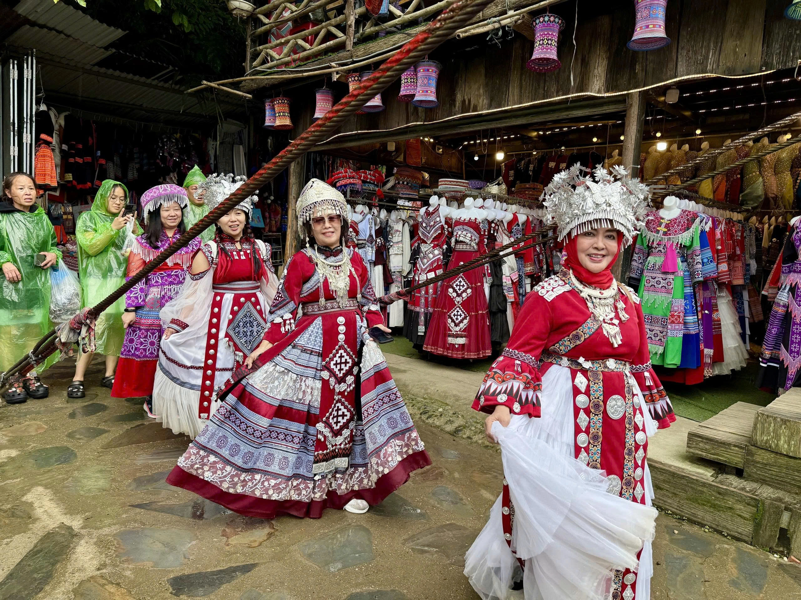 Day Tour | Full-day exploration of Sapa's highlights: Ham Rong - Moana | Depars from Sapa