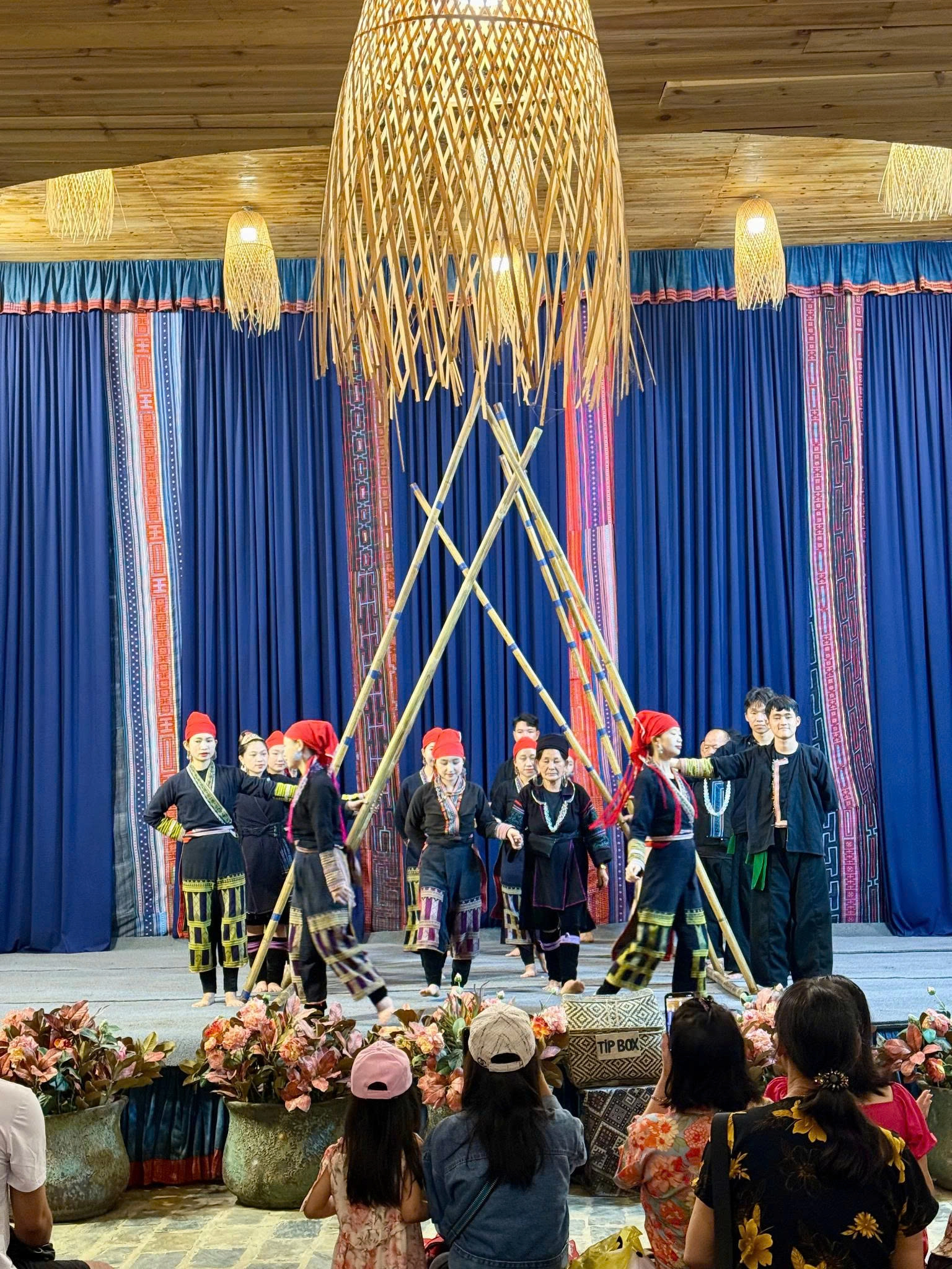 Day Tour | Full-day exploration of Sapa's highlights: Ham Rong - Moana | Depars from Sapa
