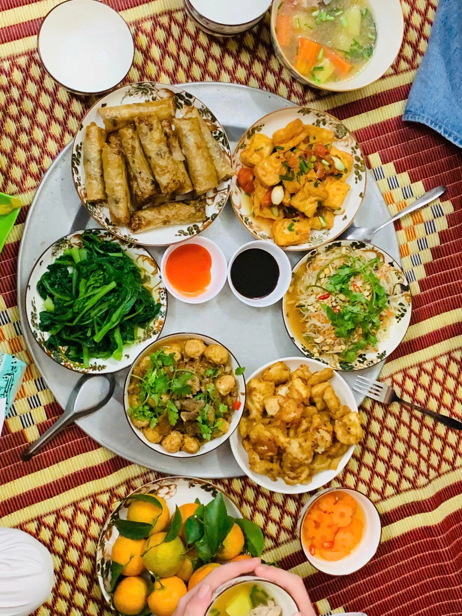 Day Tour | Full-day visit to Vietnamese traditional craft villages: Chuong Village, Ha Thai Village, Quang Phu Cau Village | Departs from Hanoi