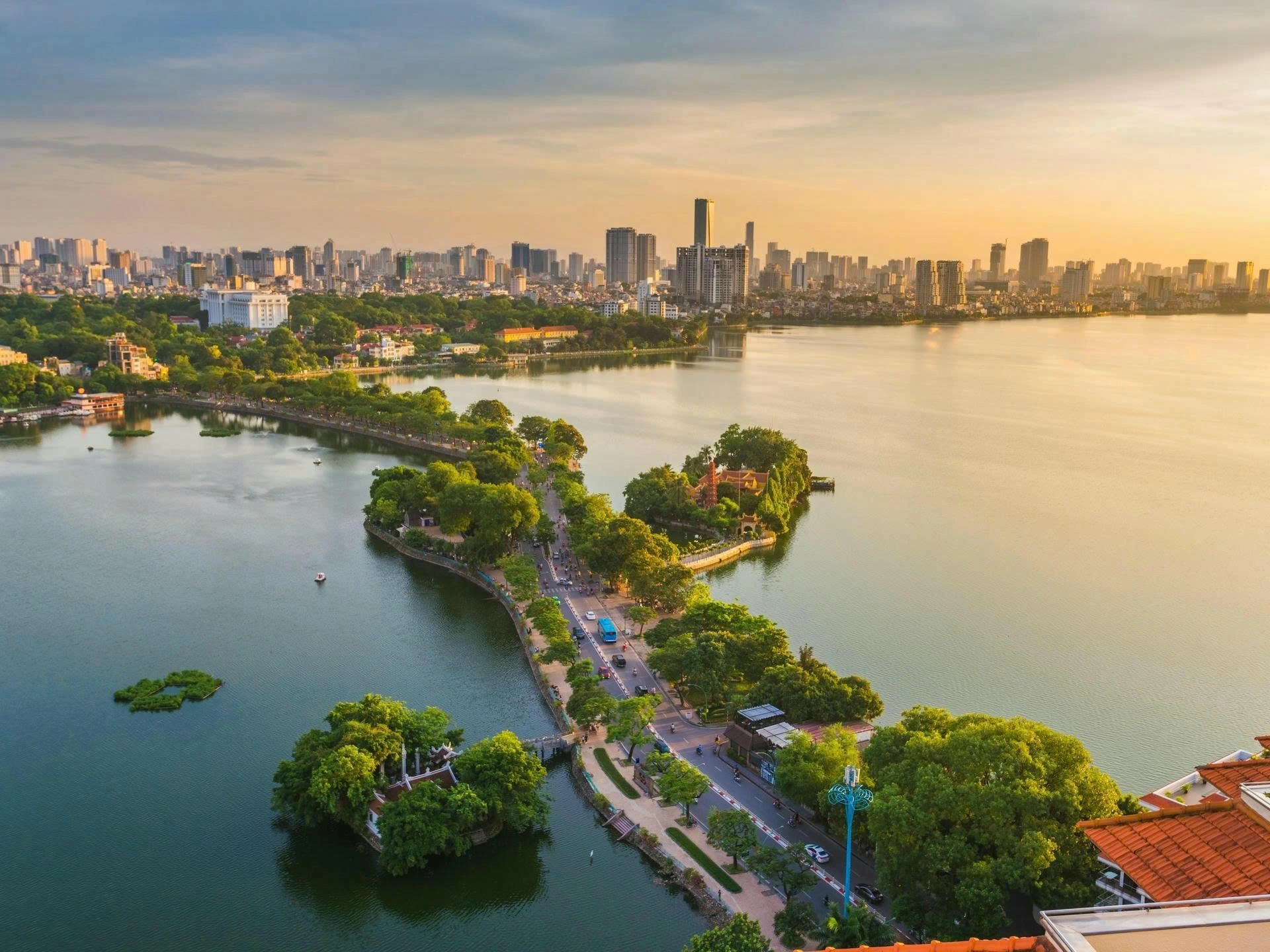 Day Tour | Discover the Old Quarter & Unique Spots by Cyclo | Ha Noi