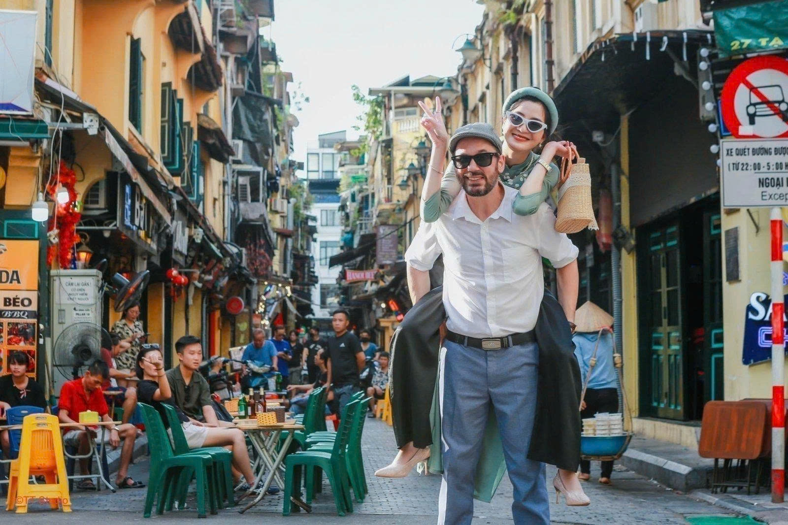 Day Tour | Discover the Old Quarter & Unique Spots by Cyclo | Ha Noi