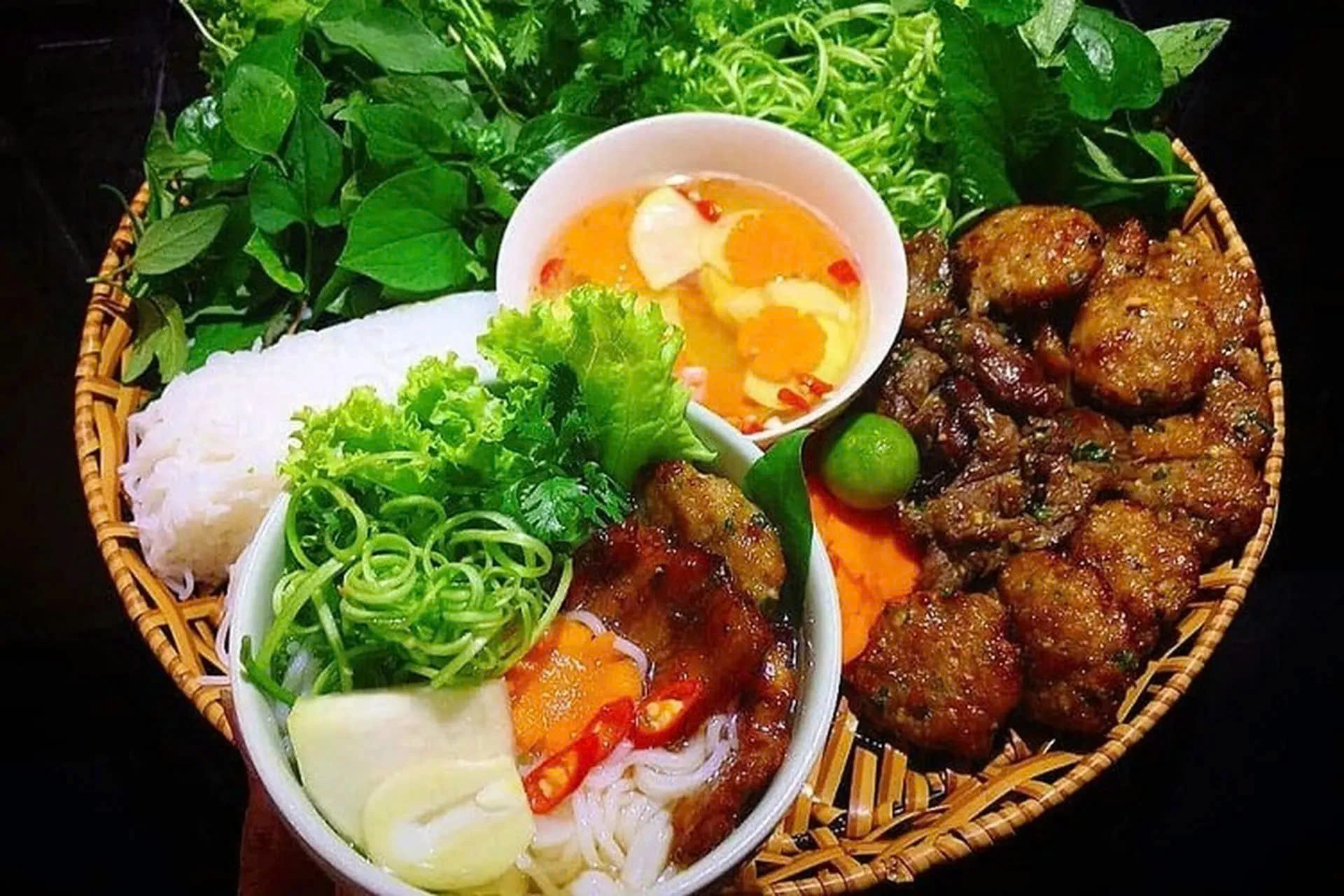 Day Tour | Discover the Old Quarter & Unique Spots by Cyclo | Ha Noi
