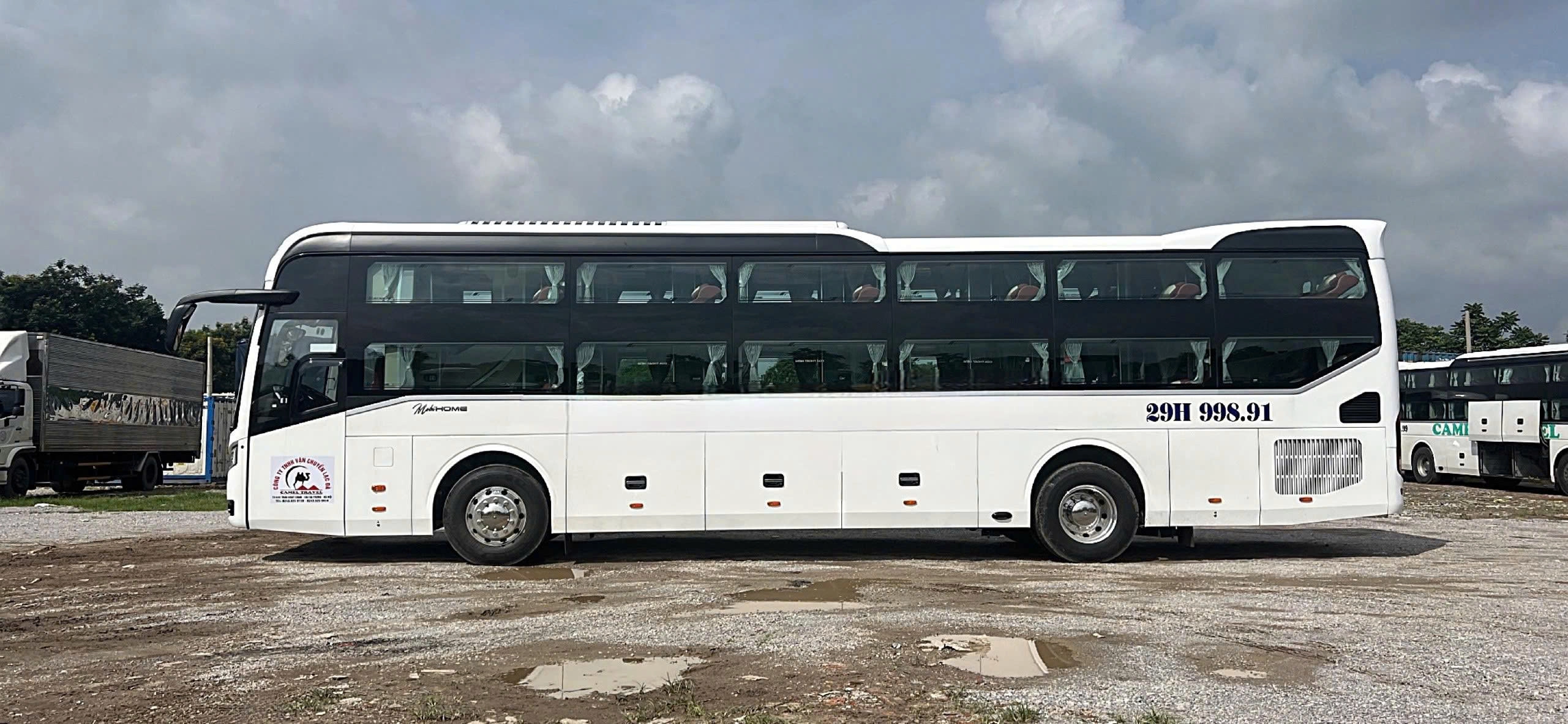 Transfer Service | Luxury Cabin Bus from Hue to Multiple Destinations