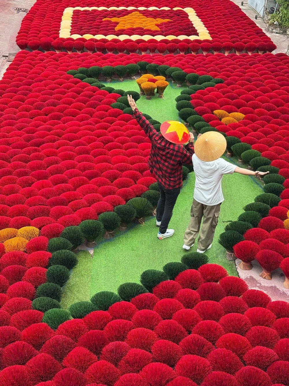 Day Tour | Explore Quang Phu Cau Incense Village and Chuong Conical Hat Village | Hanoi